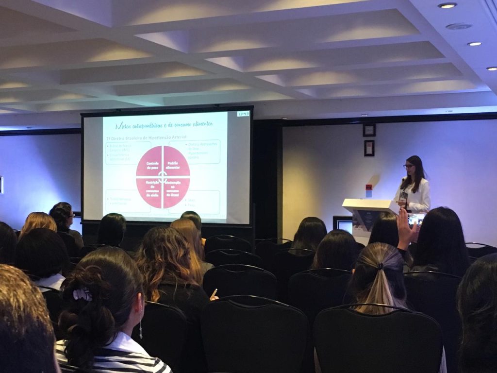 Alunos de Farmácia da UMC participam de Congresso Internacional UMC